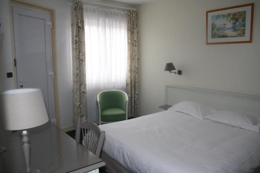 Le Charollais Motel Restaurant Contact-Hotel Vitry-en-Charollais Room photo